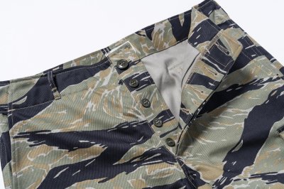 画像3: TIGER CAMOUFLAGE SHORTS / TADPOLE
