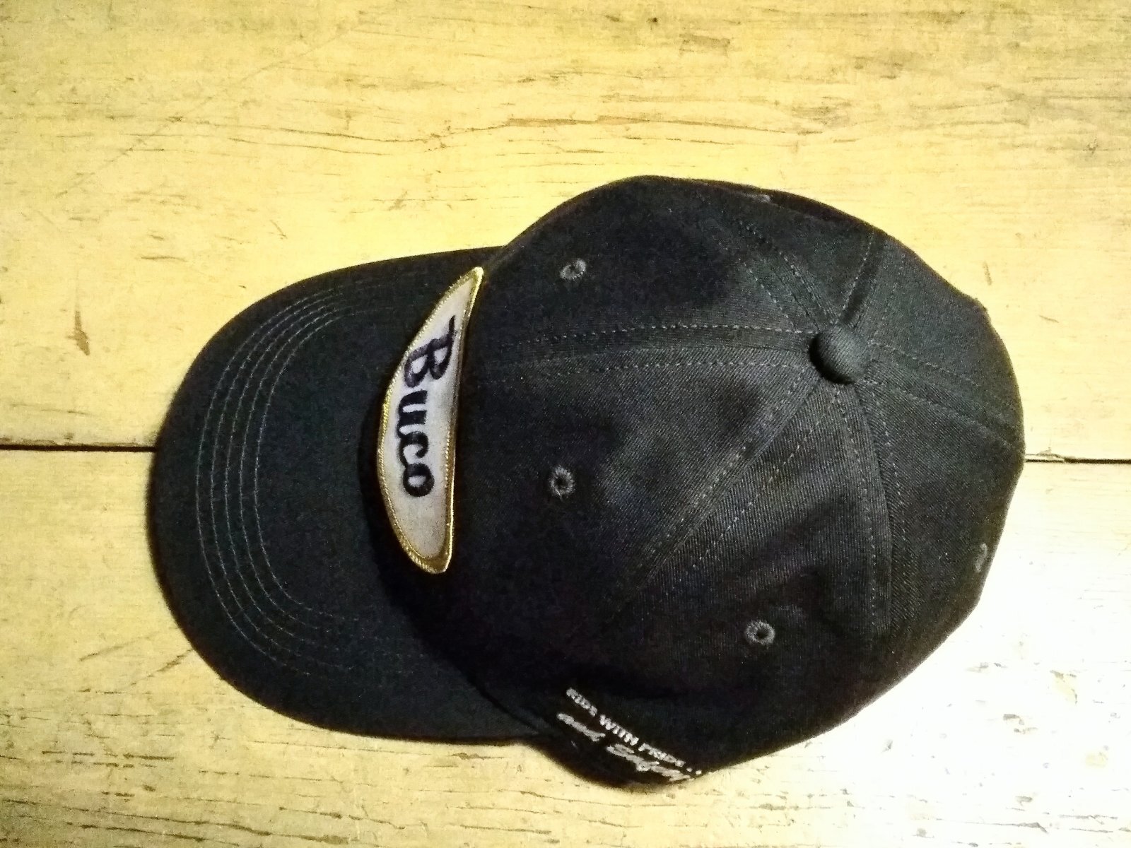 BUCO オーバルロゴキャップ